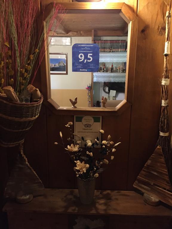 Hotel Meuble Gorret Breuil-Cervinia Eksteriør bilde